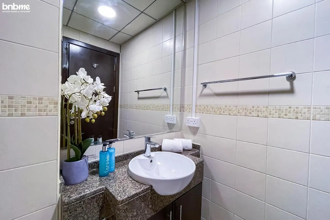 Bnbme - Bay Central Apartment Dubai